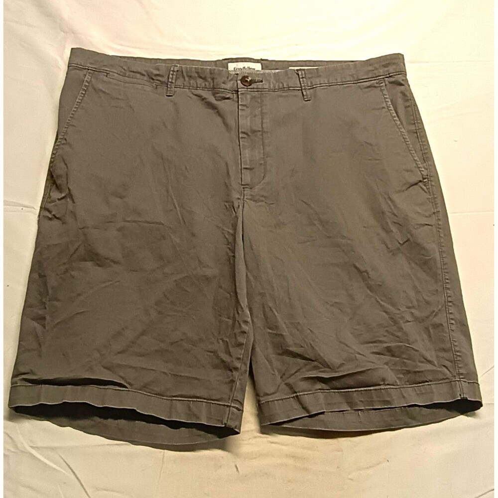 Goodfellow & Co Linden Shorts Mens 40 Gray 9" Inseam Flat Front Chino